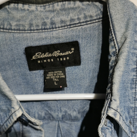 Eddie bauer large denim shirt - Picture 3 of 4